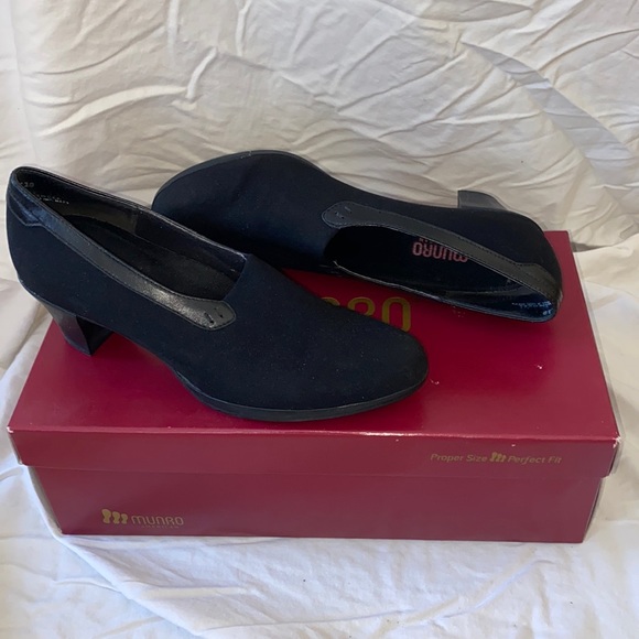 Munro American Black Nora Shoes size 8